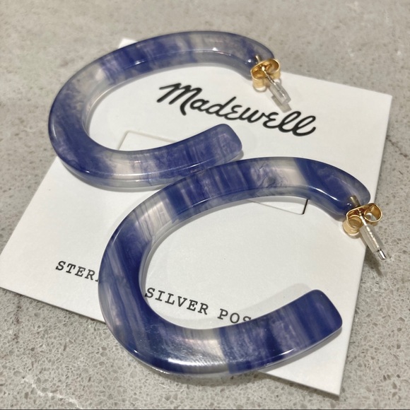 Madewell Resin Oval Hoop Earrings - Picture 4 of 6